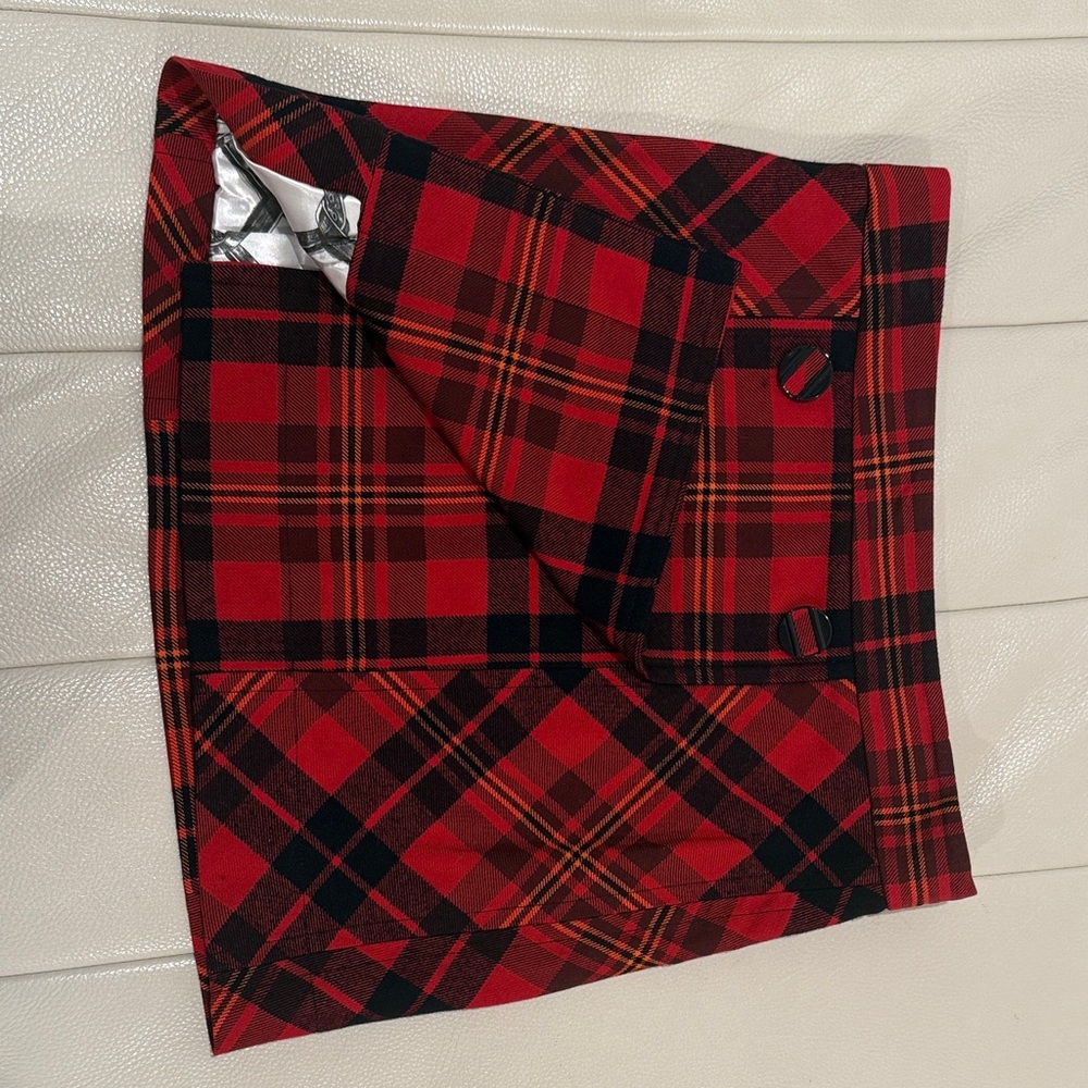 Fall 2007 LAMB Plaid Red and Black Women's Skirt - Picture 2 of 6